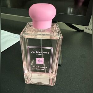 Jo Malone Silk blossom Perfume